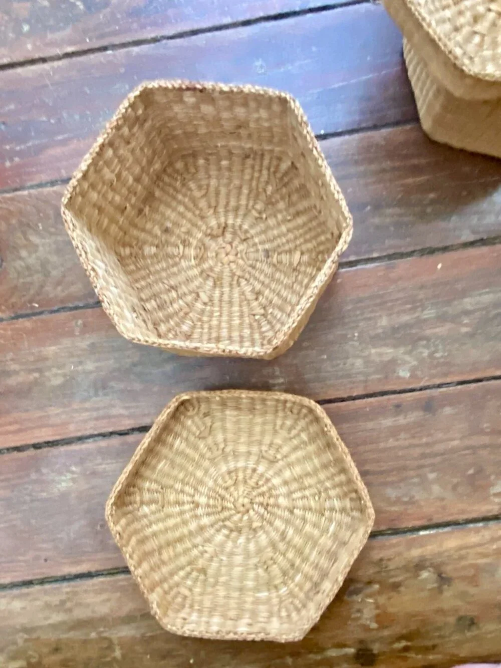 Nesting Natural Sweet Grass Woven Hexagon Baskets Set of 4 w/Lids Cottagecore